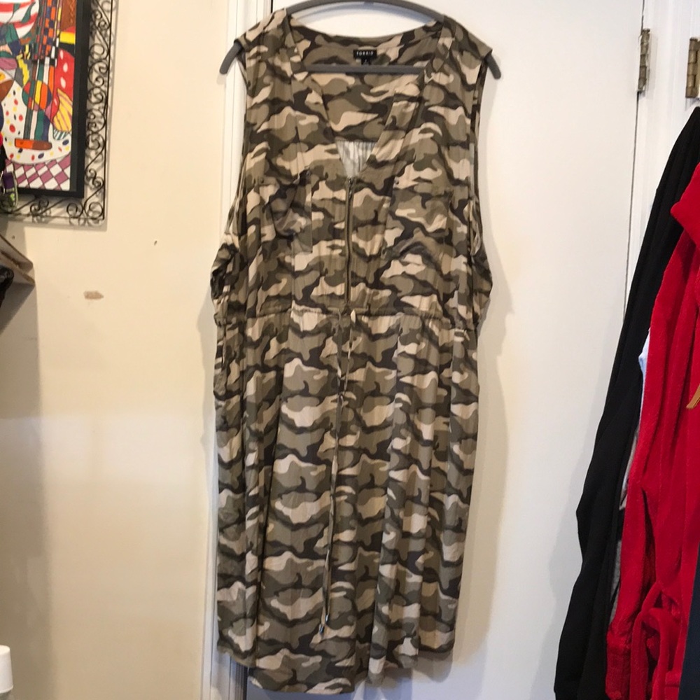 Torrid size 4 camo dress.